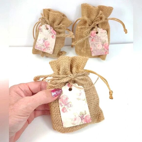 Natural Burlap Favor Drawstring Bags with Gift Tag lot of 3 - Picture 8 of 8
